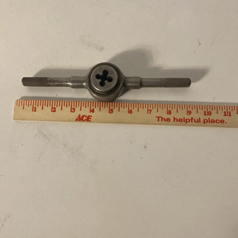 Large Vintage Wells Brothers Company Little Giant Die Head Holder with Handles